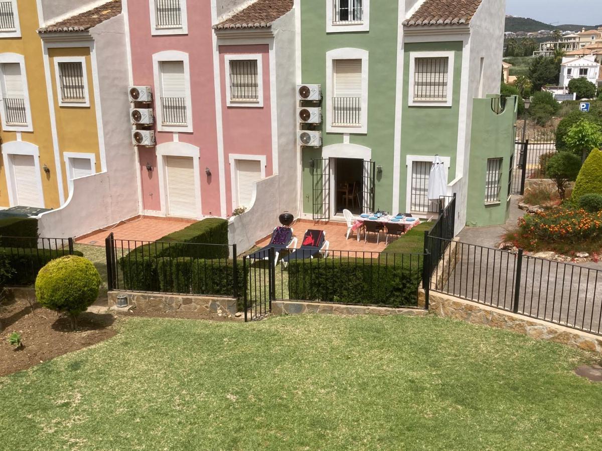 3 Storey Townhouse - Costa Del Sol Bahia de Casares Buitenkant foto